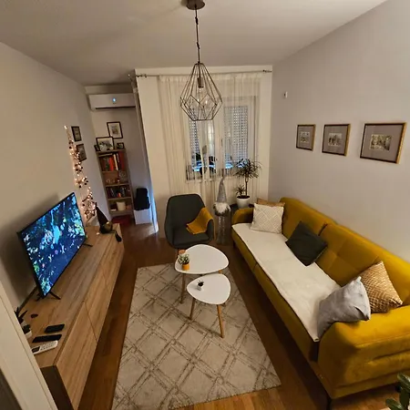 U2 Apartament Veliko Gradište