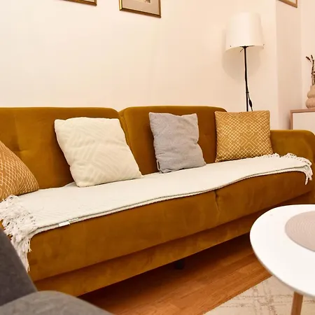 Apartament U2 *