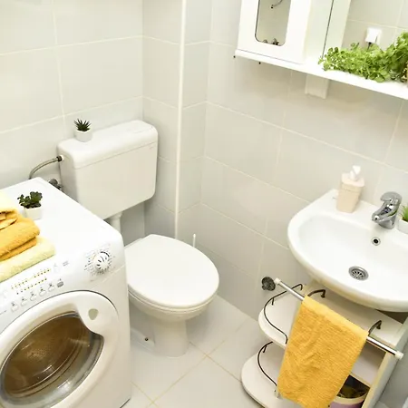 Apartament U2